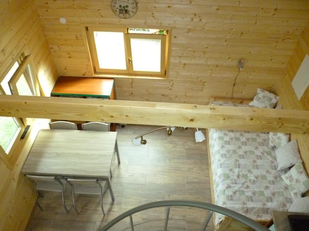 Apartman Relax-Chatka A Apartman Mikulov Exteriör bild